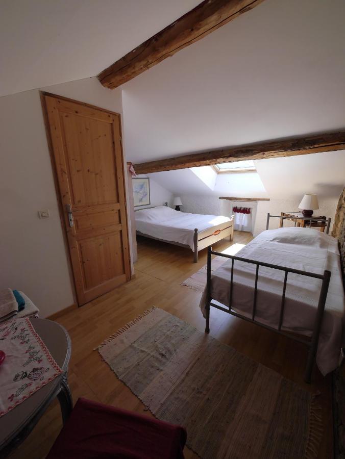 Gite Cal Pai Eyne Exterior photo